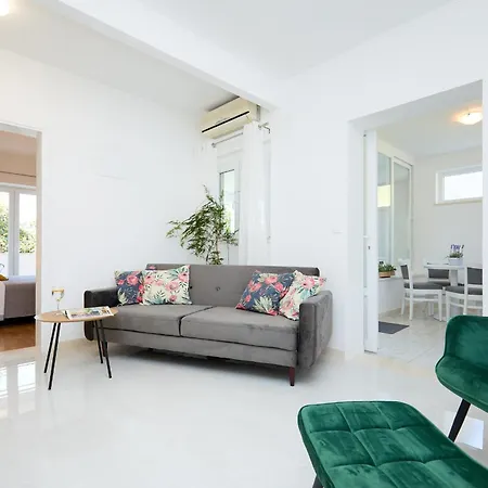 Apartamento Summer Chill 1 *